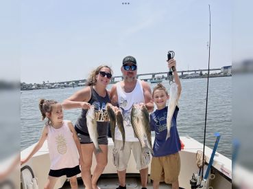 Nauti Hooker Charters – Stevensville thumbnail