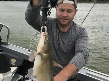 Strikemaster Charters Catfishing thumbnail