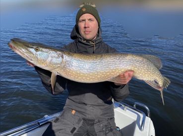 Björnsfiske Guided Fishing Trips thumbnail