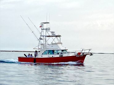 Red Hunter Fishing Charters - Henriques 35