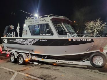 Triple S Walleye Charters – 22' thumbnail