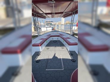 Silver Shark Boats Rental thumbnail