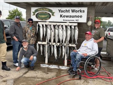 King Addiction Charters LLC – 36' thumbnail