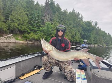 Crunch Time Tackle & Outfitting – Musky