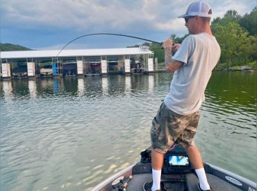 Anglers Adventures Guide Service – Cape Fair