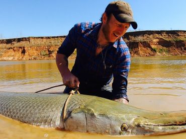 CATCHING DINOSAURS Alligator Gar Trinity Riv. thumbnail