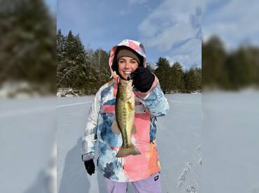 Aaron's Guide Service – Ice Fishing