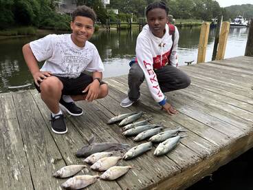 Kids fishing action!