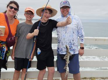 Catching Leopard Sharks!!!