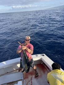 Pre Wedding party catching Ahi!