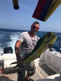 Big mani mahi around