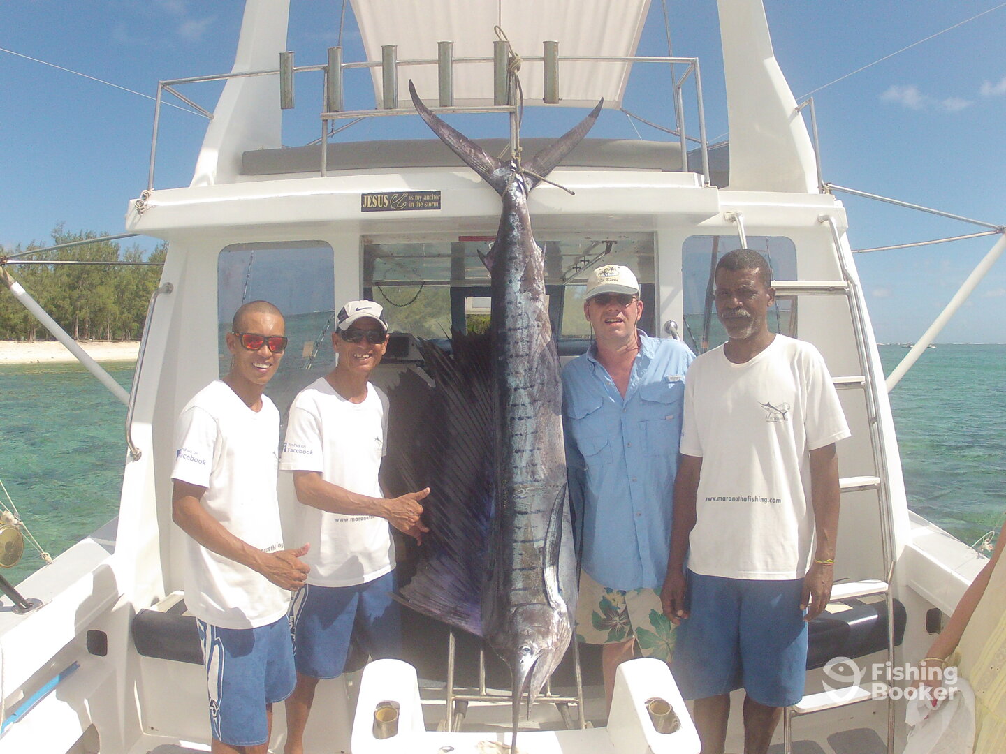 Le Morne Report Photo 0