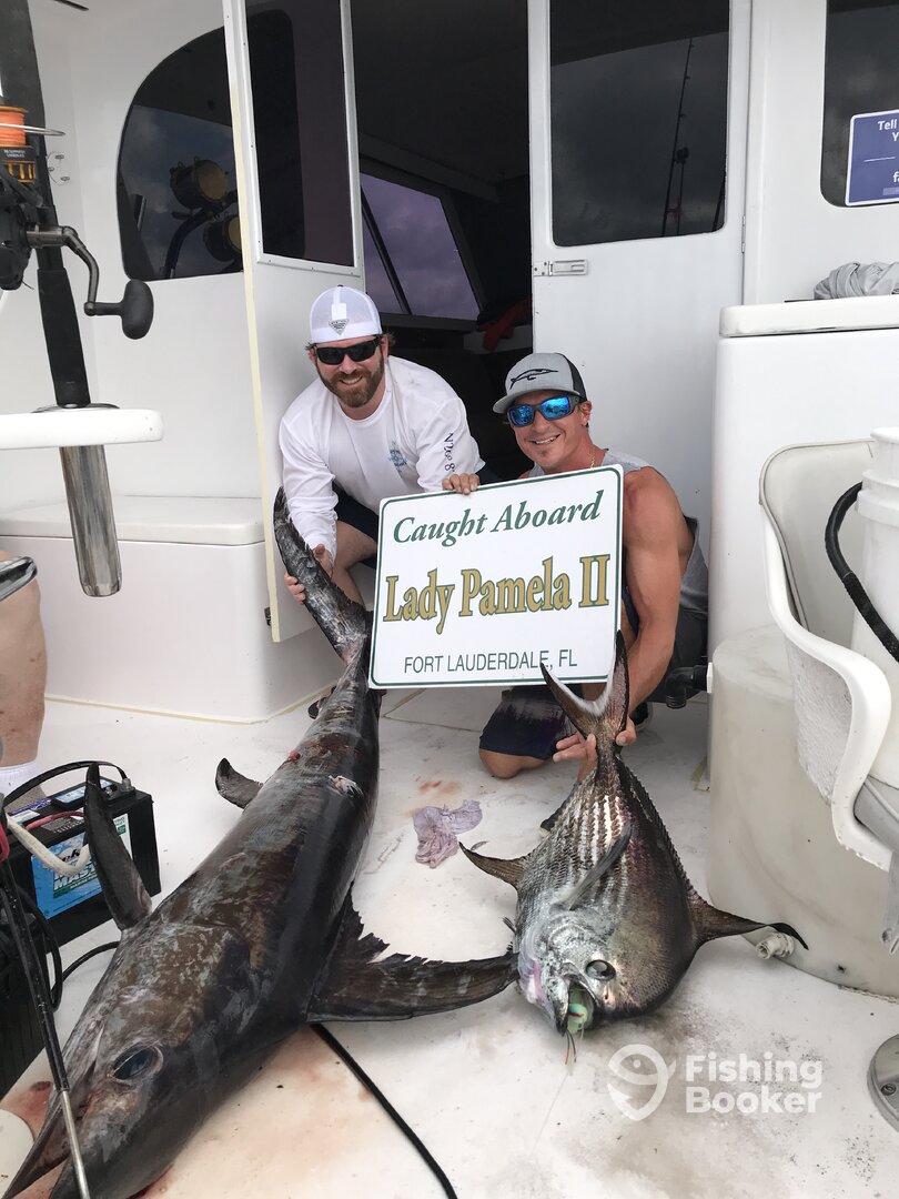 Hollywood Report Photo 0