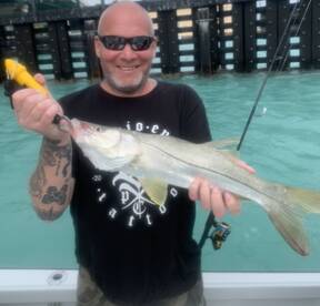 Mike from Sweden catches his first ever snook!!