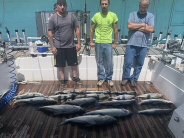 Jumping in the boat ! 