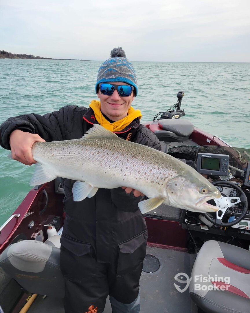 Oak Creek Report Photo 0