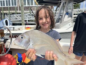 Longua Charter - Great Fishing & a Swim 