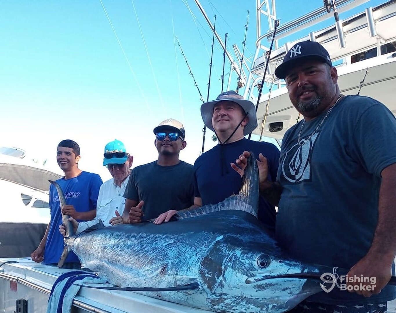 La Cruz De Huanacaxtle Report Photo 0