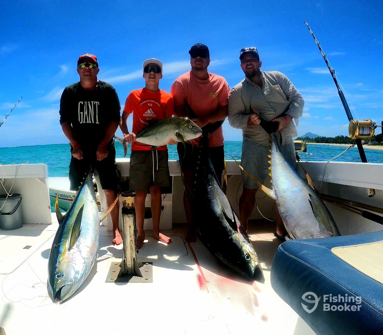 Le Morne Report Photo 0