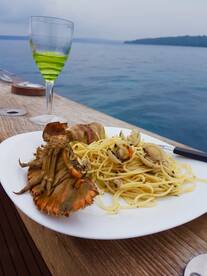 Lovely fresh seafood on a Nambas Liveaboard. You know its fresh when its still crawling round the deck!