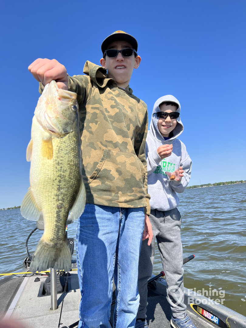 Fox Lake Report Photo 0