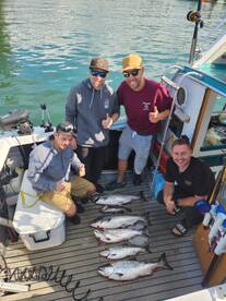 beauty chinook salmon rollin in!