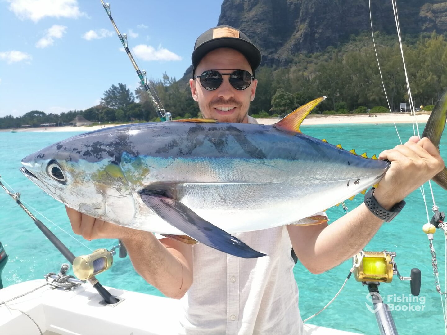 Le Morne Report Photo 0