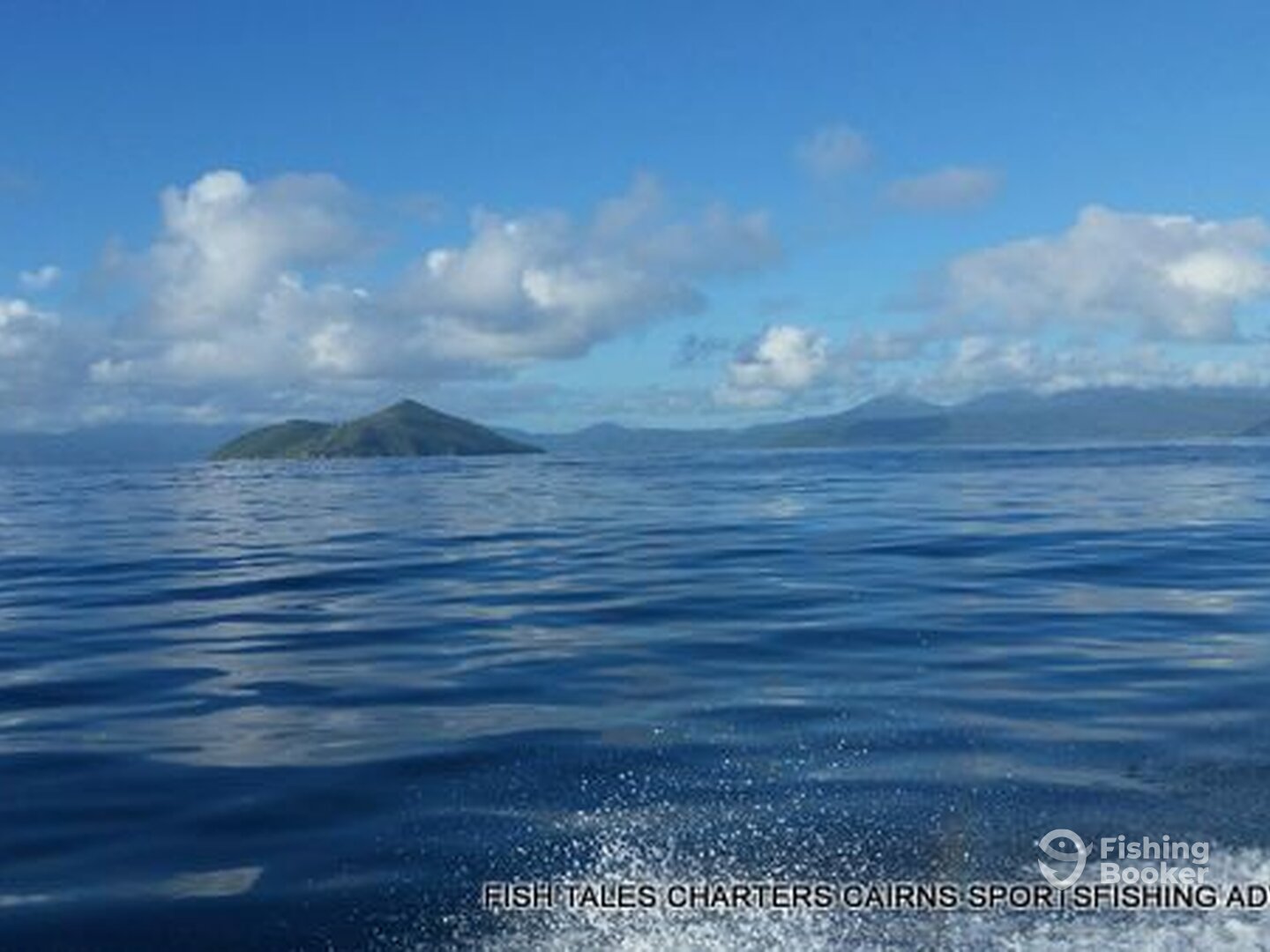 The Great Barrier Reef looking towards Fitzroy Island