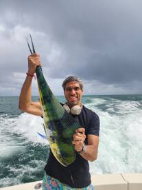 Mahi and Kingfish happy customers