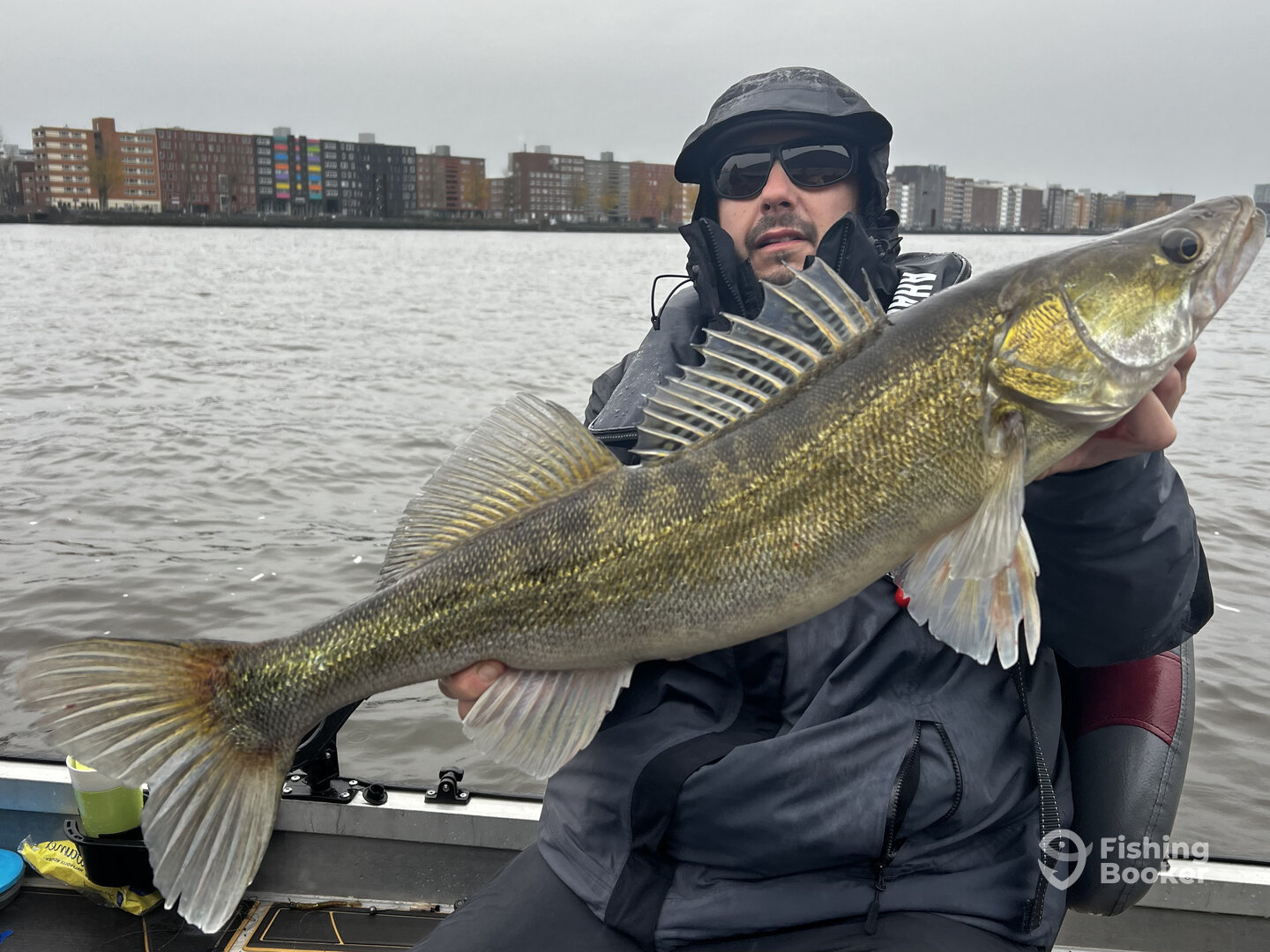 Amsterdam Report Photo 0