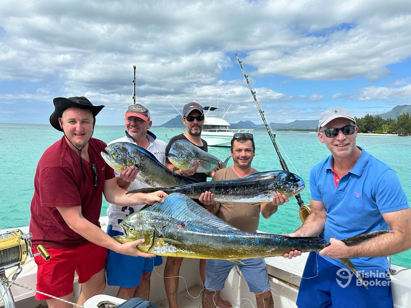 Le Morne Report Photo 0