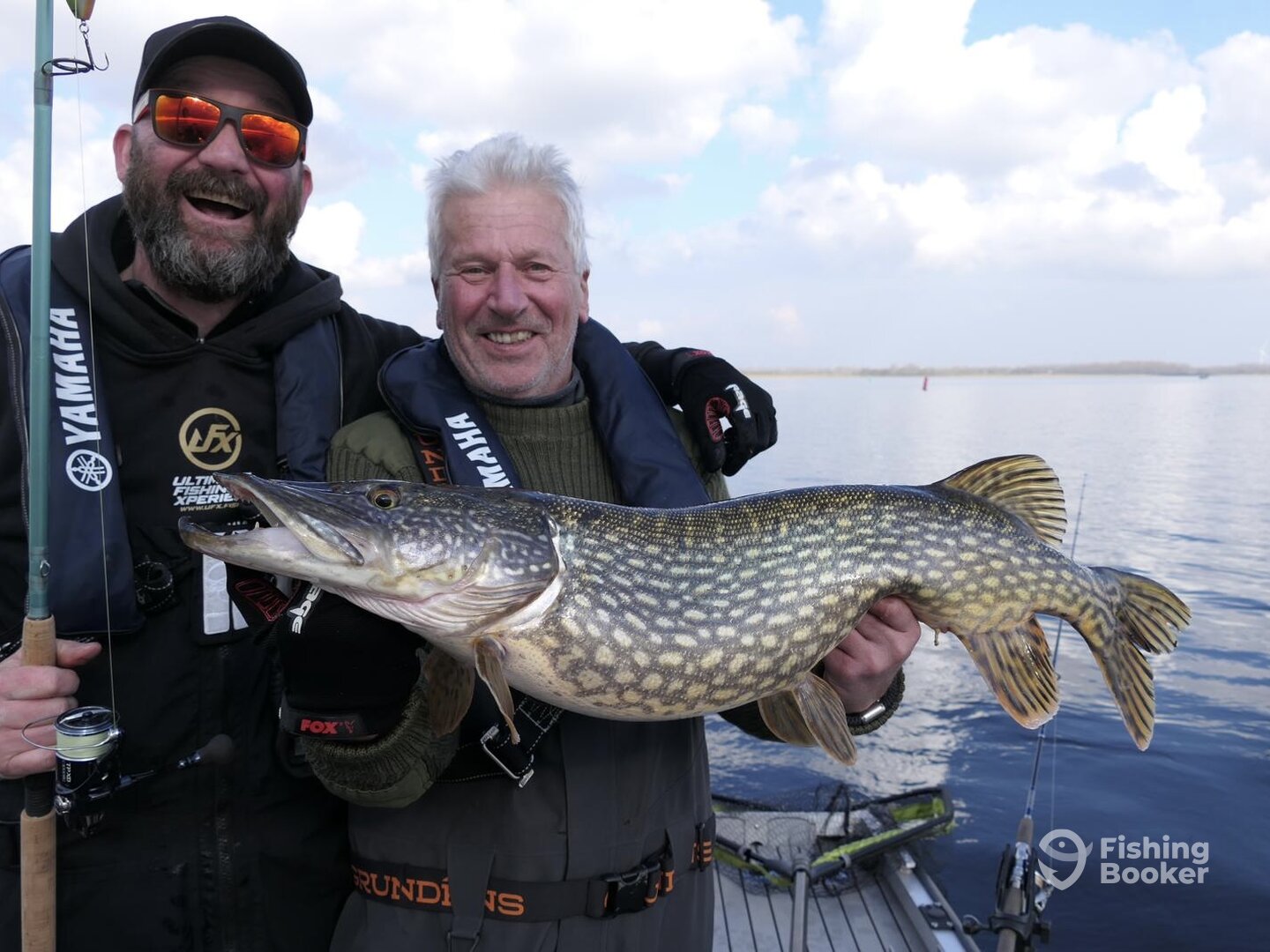 Almere Report Photo 0