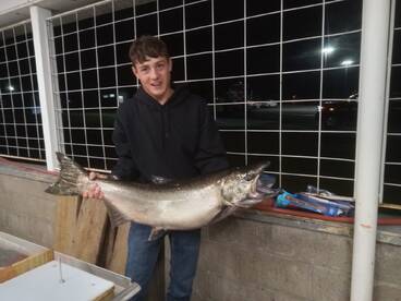 2nd mate with 27# king. 