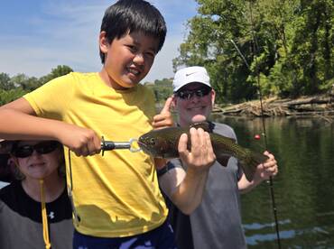 hour Lake Taneycomo in Branson, MO 