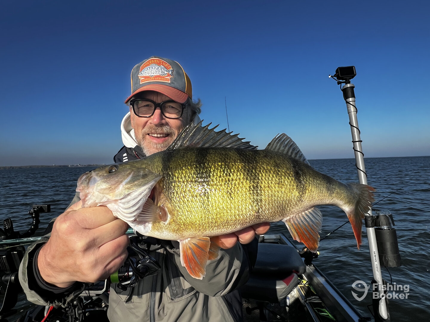 Almere Report Photo 0