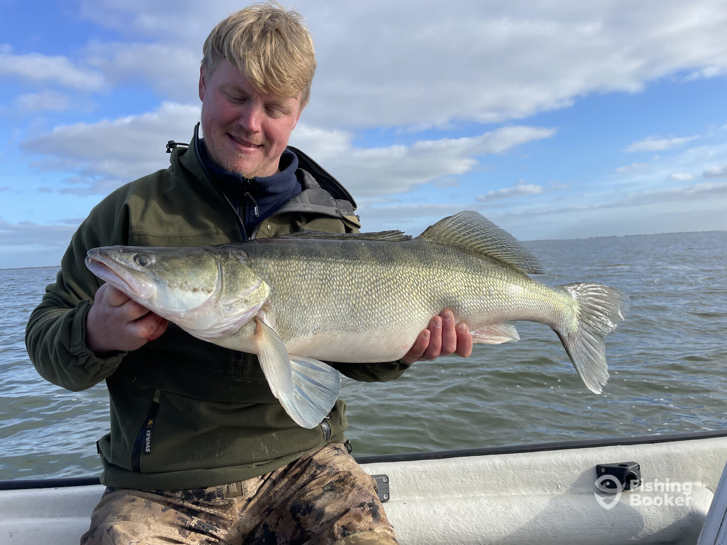 Amsterdam Report Photo 0