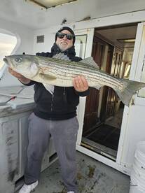 7:00 am to 2:30 pm - Jigging trip