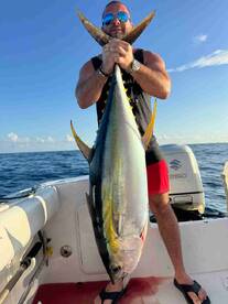 Clean boat, friendly, knowledgeable and respectful captain