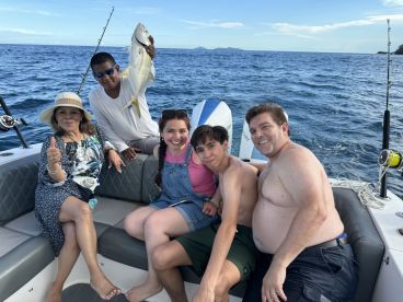 Amazing experience!! Great boat!! Great team!!