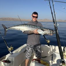 Fish On – 35' Cata Sportfisher